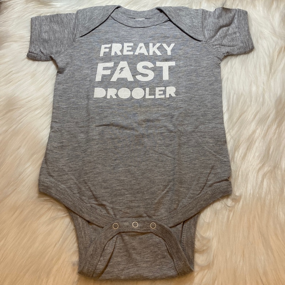 12 or 18 months onesie ‘FREAKY FAST DROOLER’ JJ swag, New w/o tags